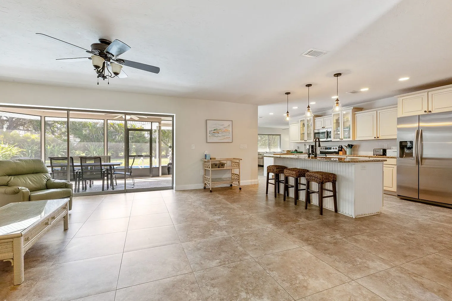 3 bed, 2.0 bath, 1797 sqft, $4,500 — Photo 4