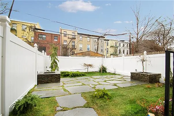 Rented by Michel Madie Real Estate Services | media 30