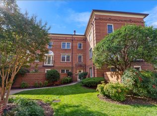 1201 N Pitt St APT 3A, Alexandria, VA 22314