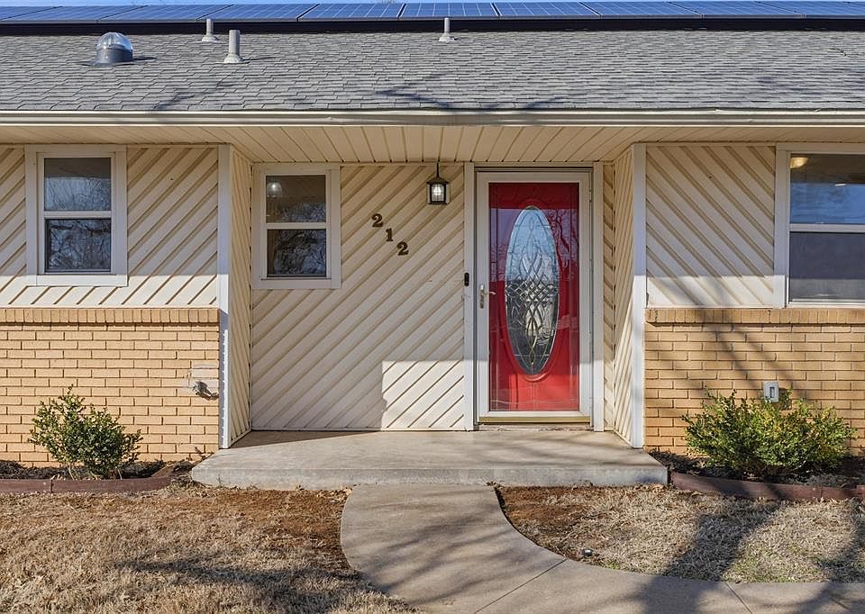 212 NE 61st St, Oklahoma City, OK 73105 | Zillow