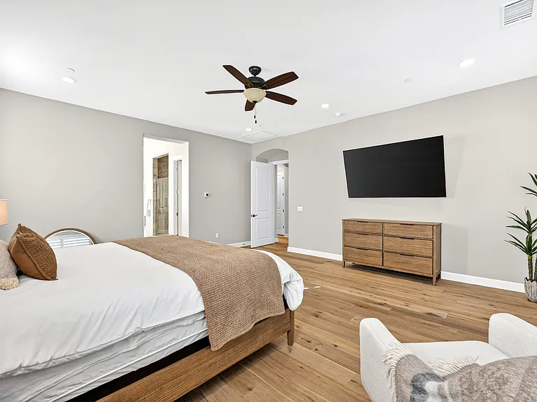 55120 Autumn Valley Ct — Photo 29