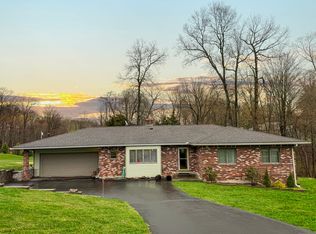 5 Streamside Ln, New Britain, CT 06052