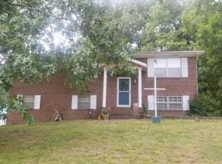 222 Sparrow Ln, Ringgold, GA