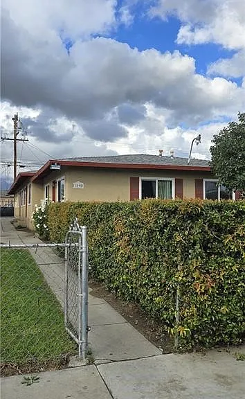 1095 E Nocta St #C — Photo 2