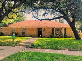 324 Trevino Trl, Lancaster, TX 75146