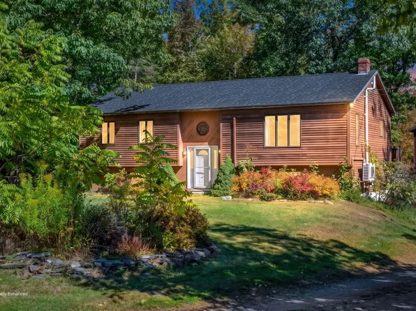 29 Beech Grove Avenue, Glenburn, ME 04401