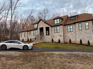 8051 Pembelton Dr, Amelia Court House, VA 23002