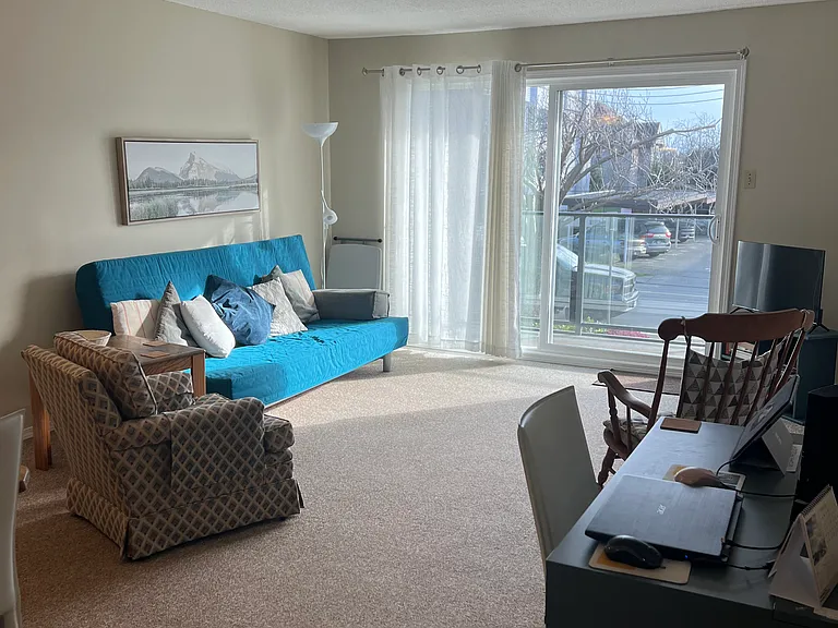1024 Fairfield Rd #203 — Photo 3