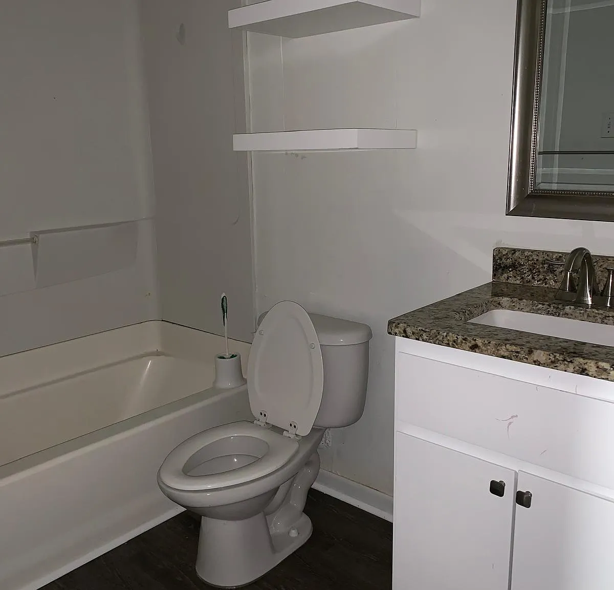 2 bed, 1100 sqft, $1,550 — Photo 3