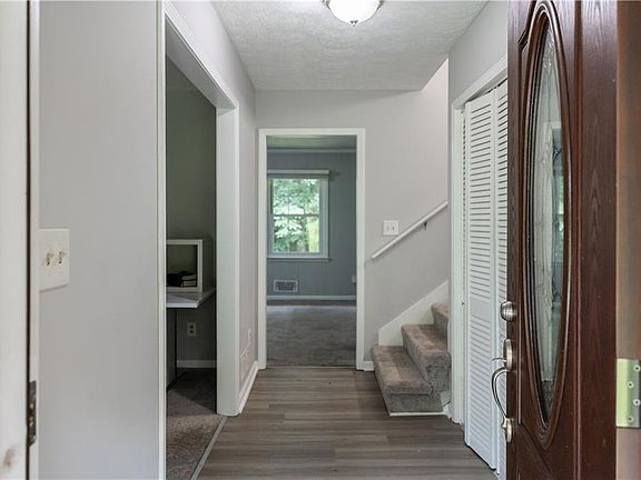 4th image of 5382 Rockwood Ct