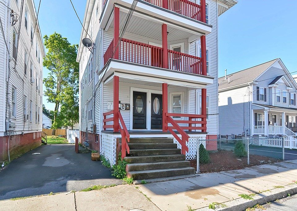 35 Holman St, Attleboro, MA 02703 Zillow