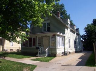 717 Spring St, Aurora, IL 60505