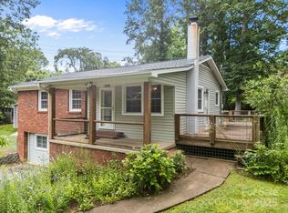 117 Beechtree Dr, Black Mountain, NC 28711