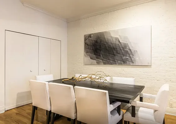 Sold by Sara Lederman, LREB | media 26