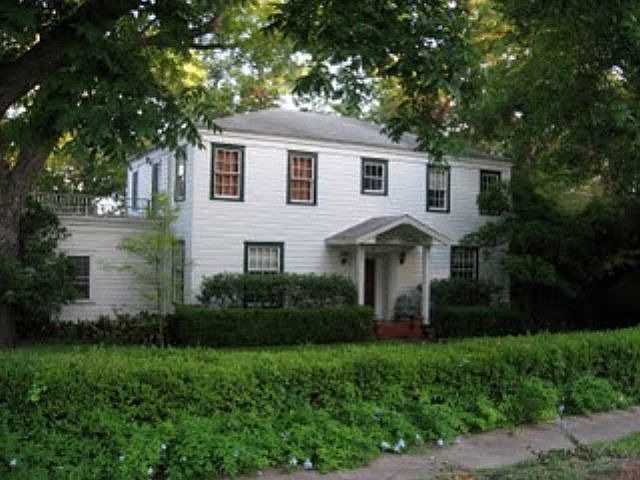1st image of 801 Belvin St