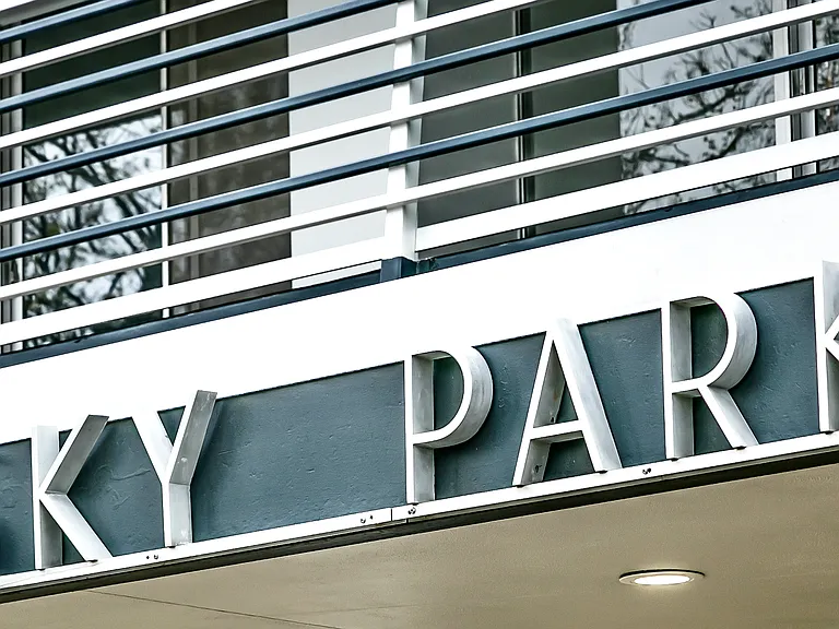 Sky Park Apartments — Photo 30
