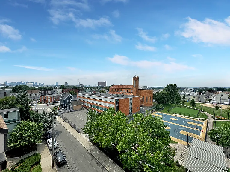 24 Corey St #404 — Photo 15