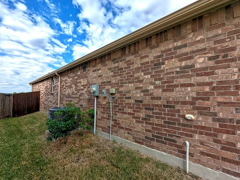 704 Rivers Creek Ln — Photo 35