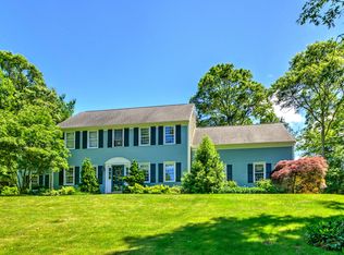 13 Sleepy Hollow Ln, Sandwich, MA 02563