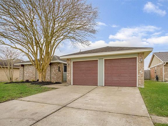 2nd image of 1409 Canyon Springs Dr