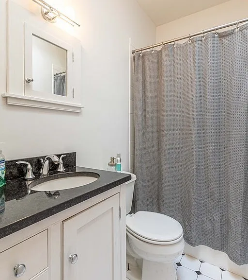 195 Beacon St #9 — Photo 9