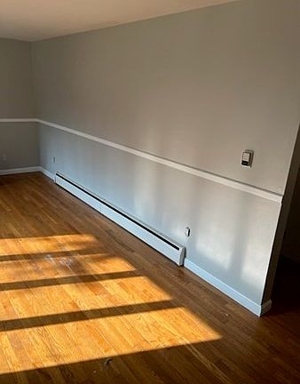 3rd image of 18 Grove St