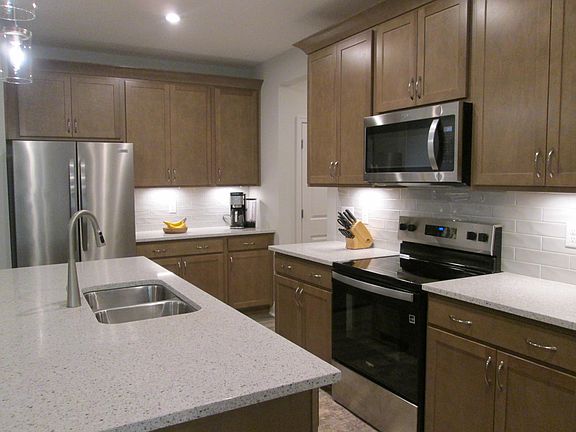 4th image of 2644 Timberside Dr