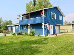 3033 Riverview Dr, Fairbanks, AK 99709