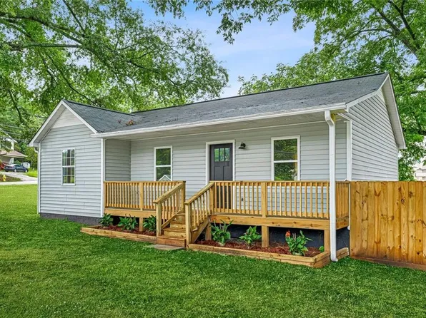 443 Walker St, Villa Rica, GA 30180