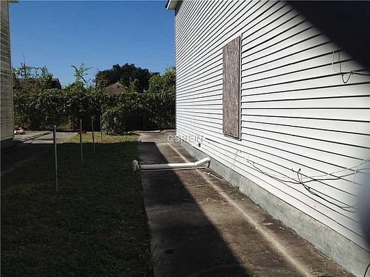 5th image of 2108 Pauger St
