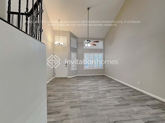 4th image of 3910 E Tremaine Ave