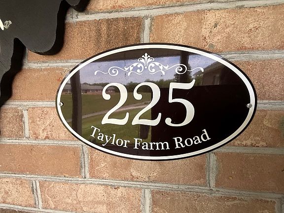 4th image of 225 Taylor Farm Rd