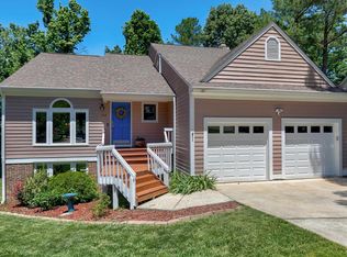 104 Ludlow Ct, Cary, NC 27513