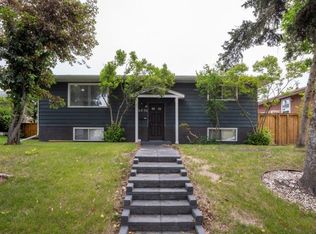 6036 4th St NE #B, Calgary, AB T2K1K2