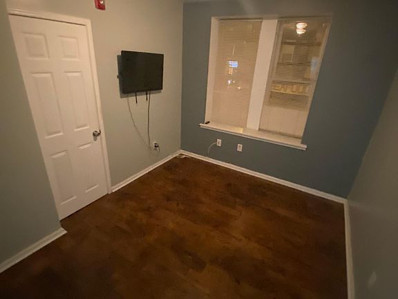 3rd image of 1639 Cecil B Moore Ave #2F