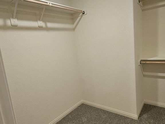 5th image of 2637 Dahlia Falls Ave