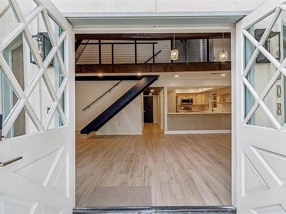 5th image of 19808 Reading Rd