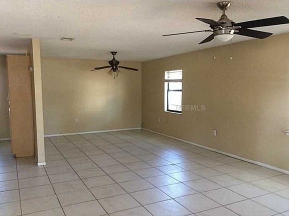 2nd image of 1525 Abigail Dr