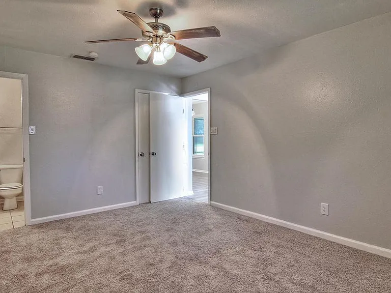 1947 Sean Dr — Photo 7
