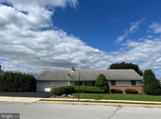 305 Lyman Ave, Womelsdorf, PA 19567