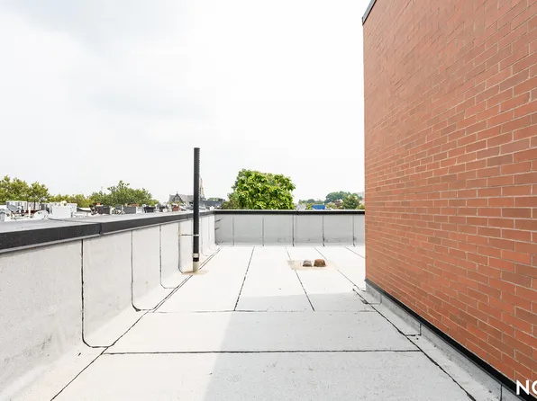 485 Tompkins Avenue image 13 of 13