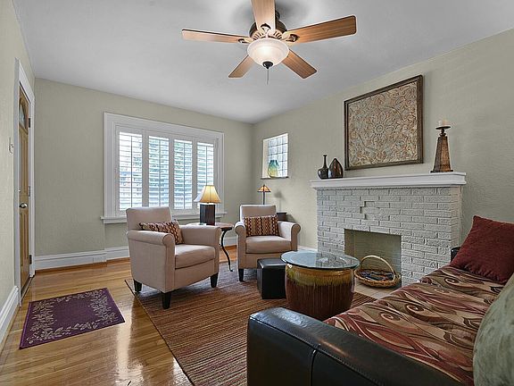 2nd image of 3845 Burgen Ave