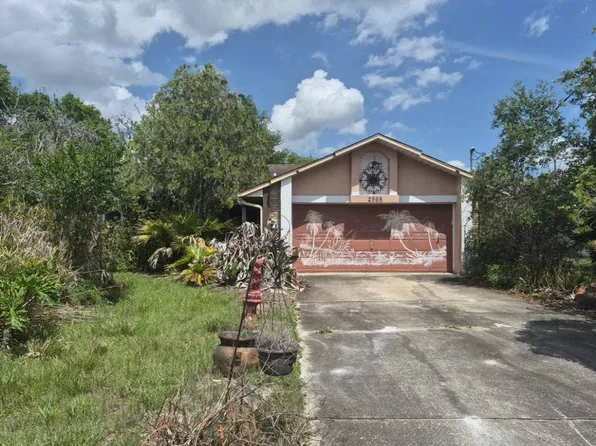 2565 E Dorchester Dr, Deltona, FL 32738