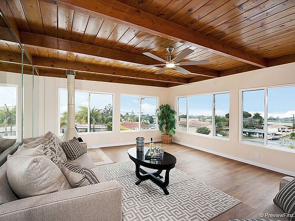 From 2016 staged w/fireplace