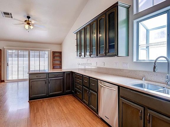 5th image of 187 Laguna Landing Dr