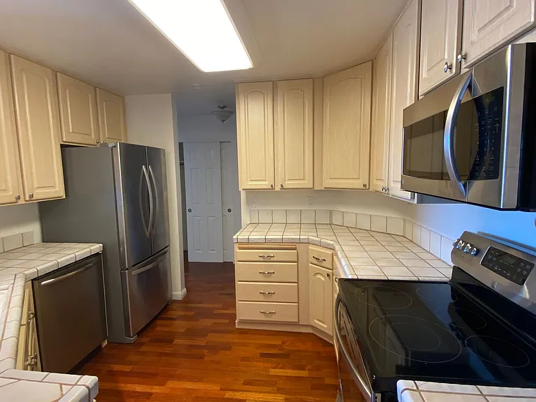 322 Hanover Ave #302 — Photo 3