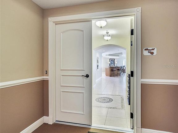 4th image of 2200 Gulf Blvd APT 402