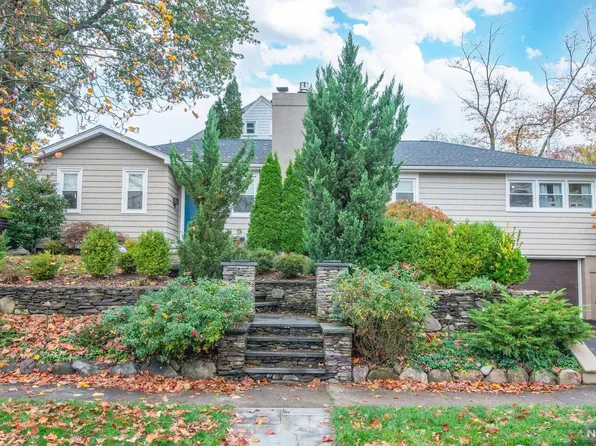 590 Ridgewood Ave, Glen Ridge, NJ 07028