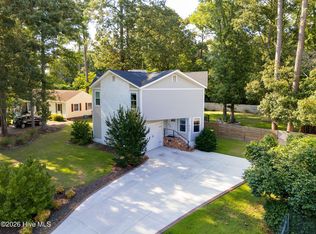 4704 Trent Woods Drive, Trent Woods, NC 28562