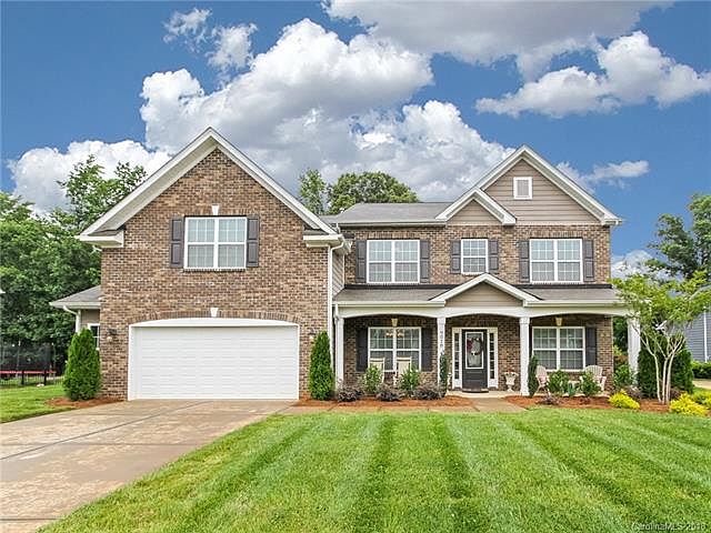 1st image of 9018 Woodview Ct